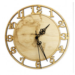 Dřevěné hodiny s gravírovanou fotografií 35 cm